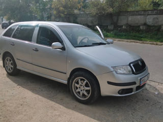 Skoda Fabia foto 4