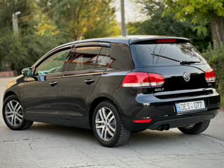 Volkswagen Golf foto 1