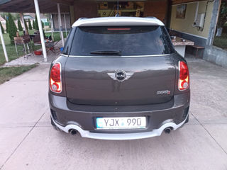 Mini Cooper S Countryman foto 2