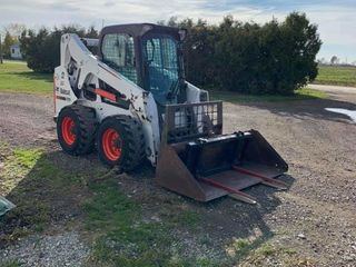 Bobcat miniexcavator basculanta foto 1