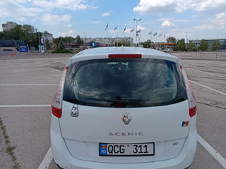 Renault Grand Scenic foto 3