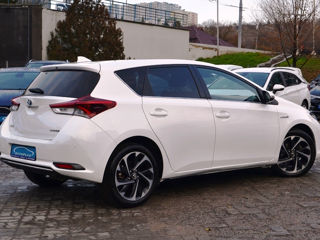 Toyota Auris foto 2