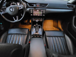 Skoda Superb foto 3