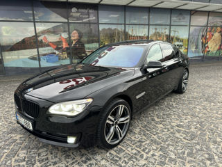 BMW 7 Series foto 1