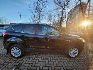 Ford Kuga foto 2