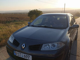 Renault Megane foto 3