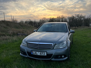 Mercedes C-Class foto 5