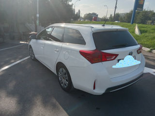 Toyota Auris foto 4