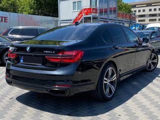 BMW 7 Series foto 3