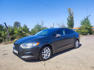 Ford Fusion foto 1