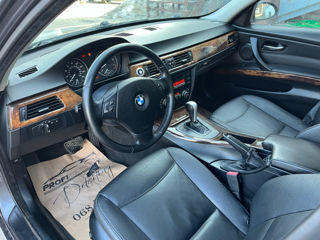 BMW 3 Series foto 12