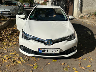 Toyota Auris foto 1