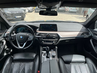 BMW 5 Series foto 8