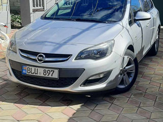 Opel Astra foto 1