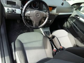 Opel Astra foto 7