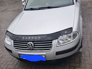 Volkswagen Passat foto 2