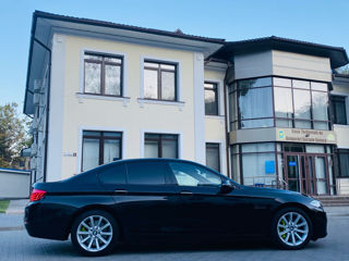 BMW 5 Series foto 5