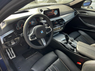 BMW 5 Series foto 11