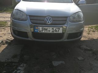 Volkswagen Golf foto 1