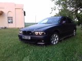 BMW 5 Series foto 4