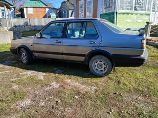 Volkswagen Jetta foto 2