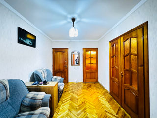 Apartament cu 3 camere, 70 m², Botanica, Chișinău foto 2