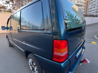 Mercedes V-Class foto 10