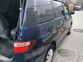 Toyota Previa foto 2