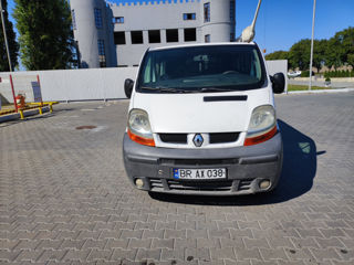 Renault Trafic foto 7