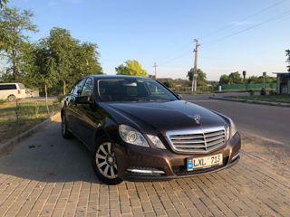 Mercedes E-Class foto 1