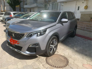 Peugeot 5008 foto 1