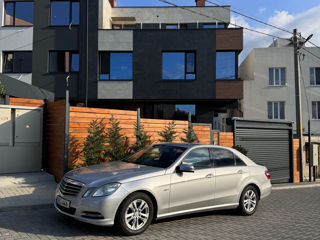 Mercedes E-Class foto 3