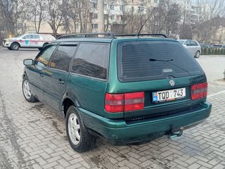 Volkswagen Passat foto 2