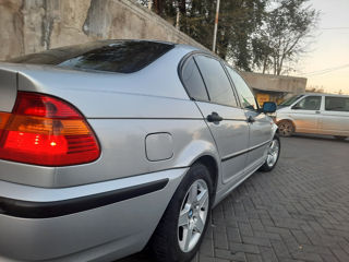 BMW 3 Series foto 5