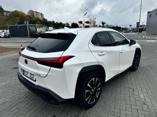 Lexus UX foto 7