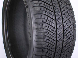 Anvelope iarna 305/40 R20 + 275/45 R20 Michelin Alpin 5 SUV - BMW X5, X6 foto 3