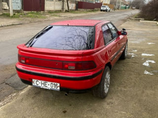 Mazda 323 фото 2
