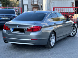 BMW 5 Series foto 3