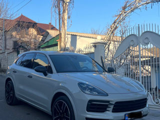 Porsche Cayenne Coupe foto 2