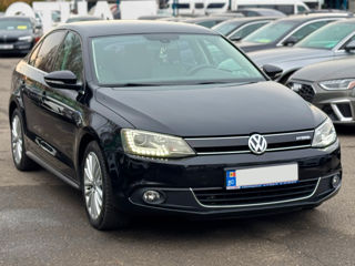 Volkswagen Jetta foto 4