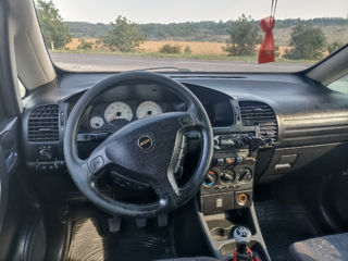 Opel Zafira foto 6