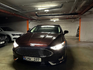 Ford Fusion foto 10