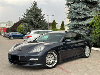 Porsche Panamera foto 2