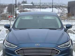 Ford Fusion foto 1