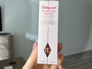 Charlotte Tilbury Hollywood Flawless Filter