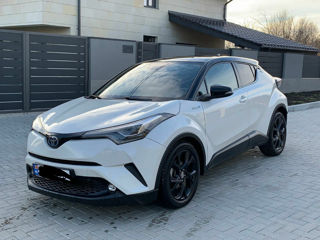 Toyota C-HR foto 2