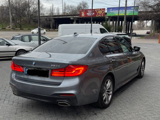 BMW 5 Series foto 4