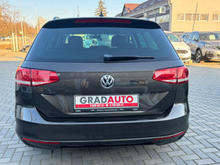 Volkswagen Passat foto 4