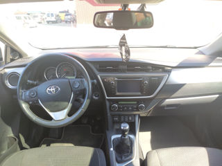 Toyota Auris foto 5