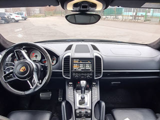 Porsche Cayenne foto 8